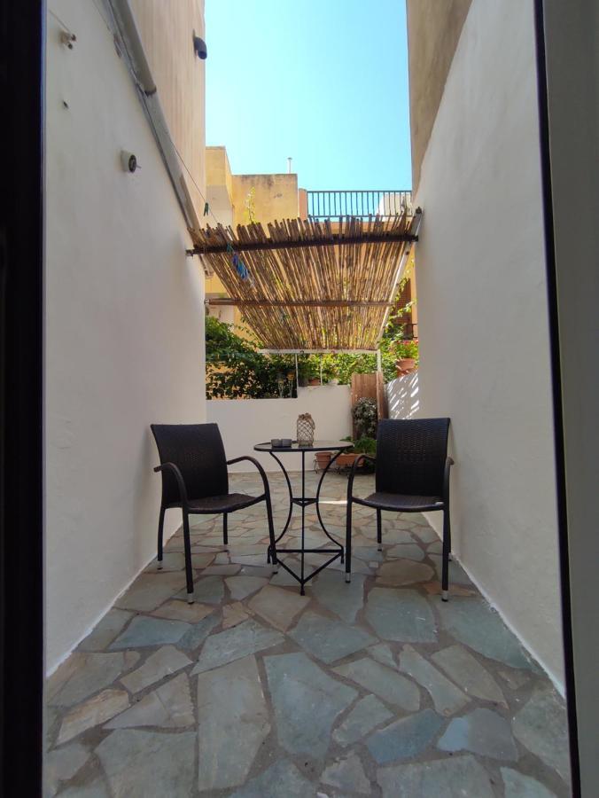 Chrysa'S Studios Loutra Edipsou  Exterior foto